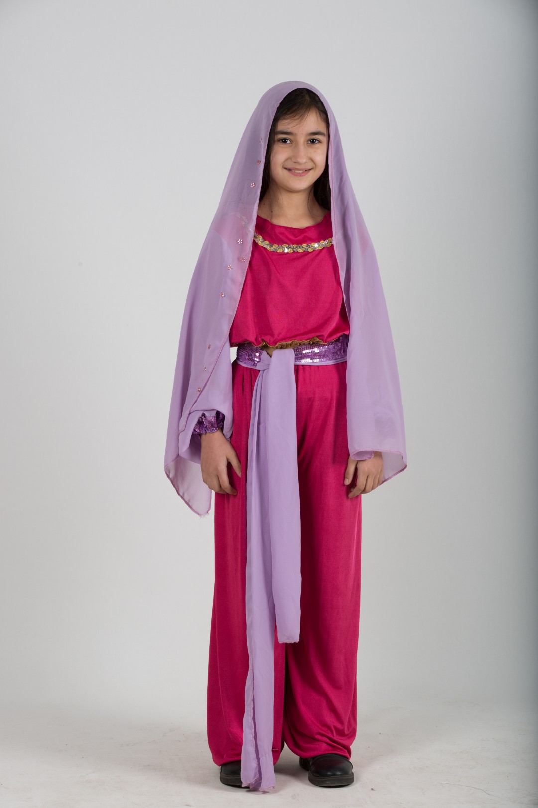 Arap-kız-kostum-fusya-lila